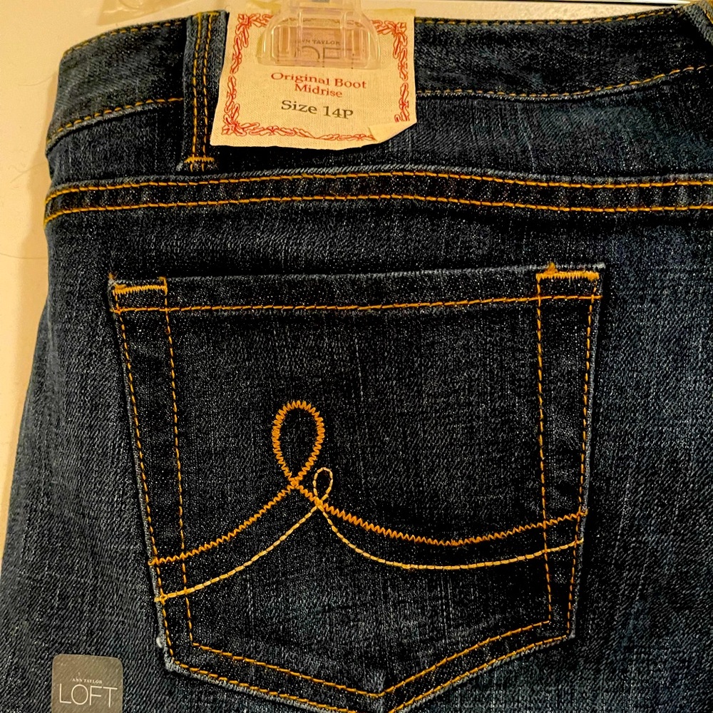 New! Loft Original Midrise Boot jeans! New with tags in size 14P.